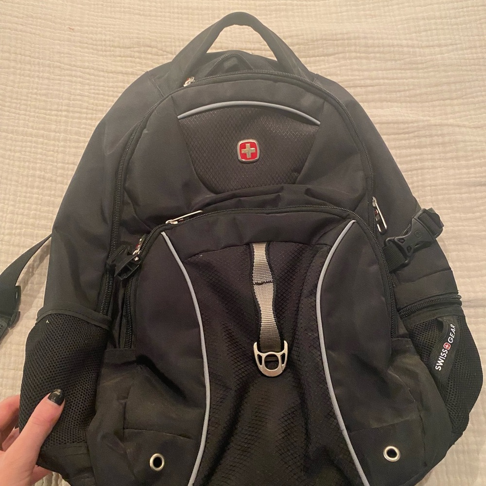 Swiss Army backpack - Picture 2 of 4